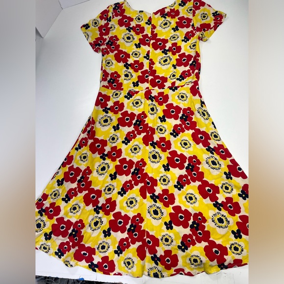 Pretty Vacant Floral Retro Swing Dress Size 12 Yellow and Red - Picture 5 of 15